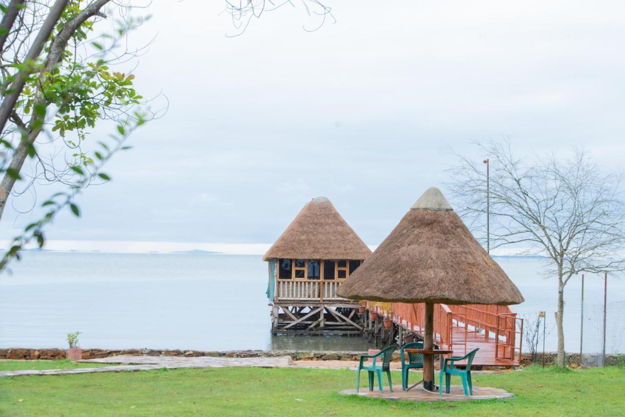 Mirembe Resort Beach Hotel Ssese Kalangala Exteriér fotografie