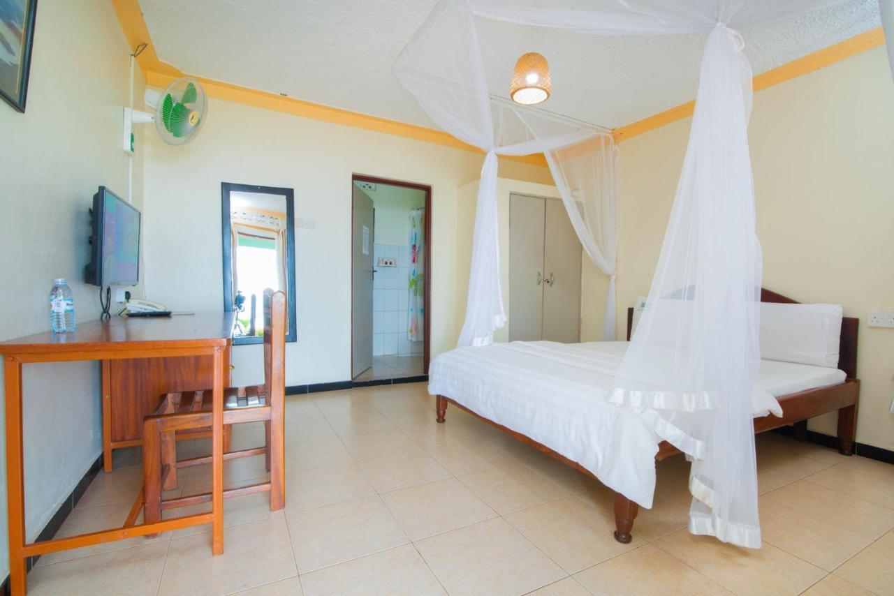 Mirembe Resort Beach Hotel Ssese Kalangala Exteriér fotografie
